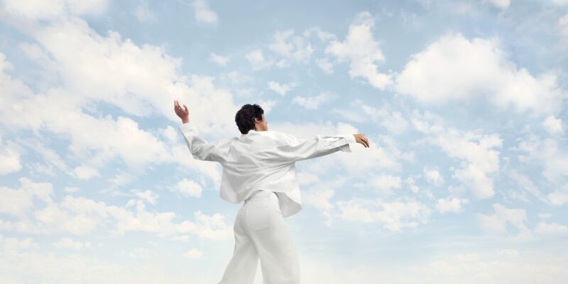 Pantone Farbe des Jahres 2026 enthüllt: Cloud Dancer